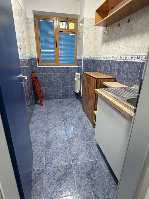 Garsonieră de închiriat – ideală pentru locuit sau activități comerciale