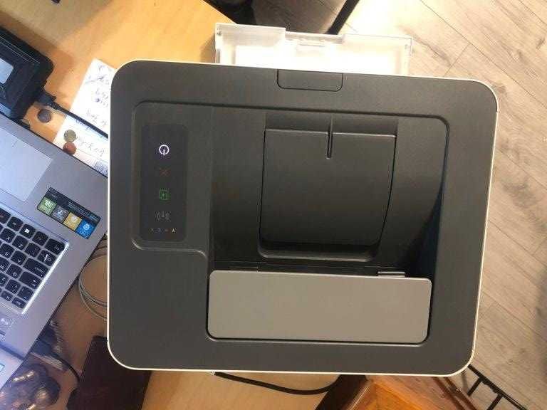 HP Color Laser 150nw, aproape noua - 40 de pagini tiparite