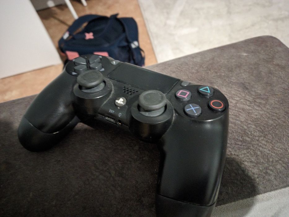 продам контроллер от пс4