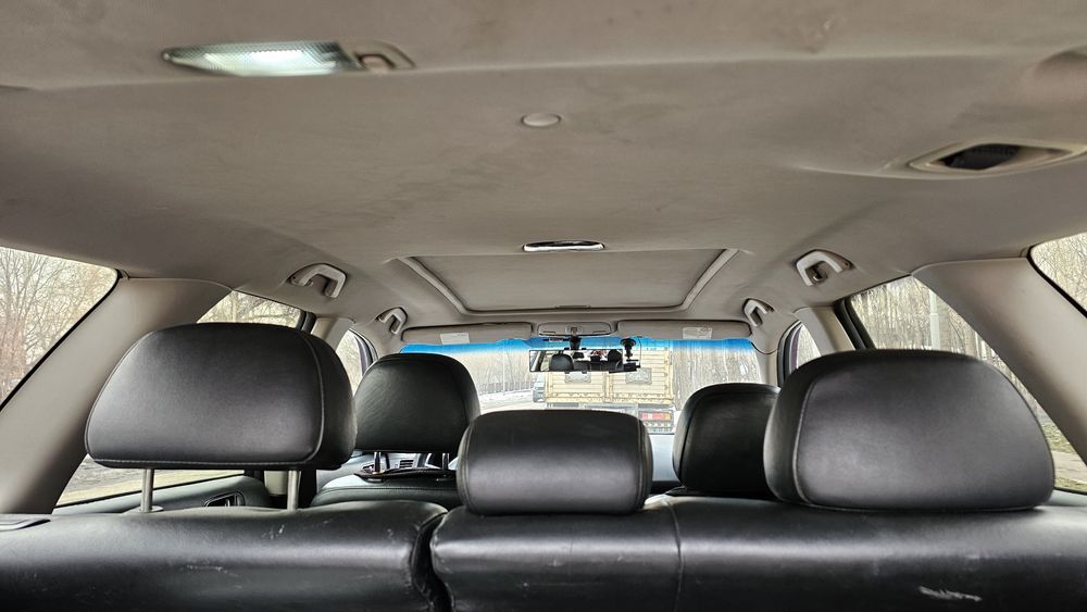 Subaru outback 2005 год 2.5 л