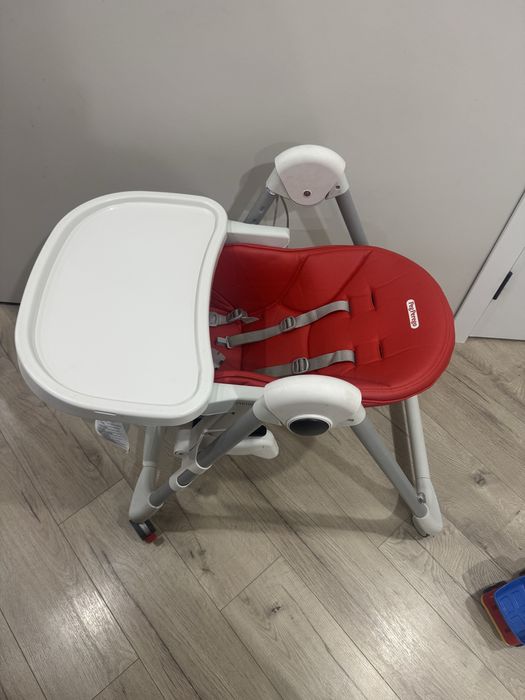 Детский стульчик для кормления