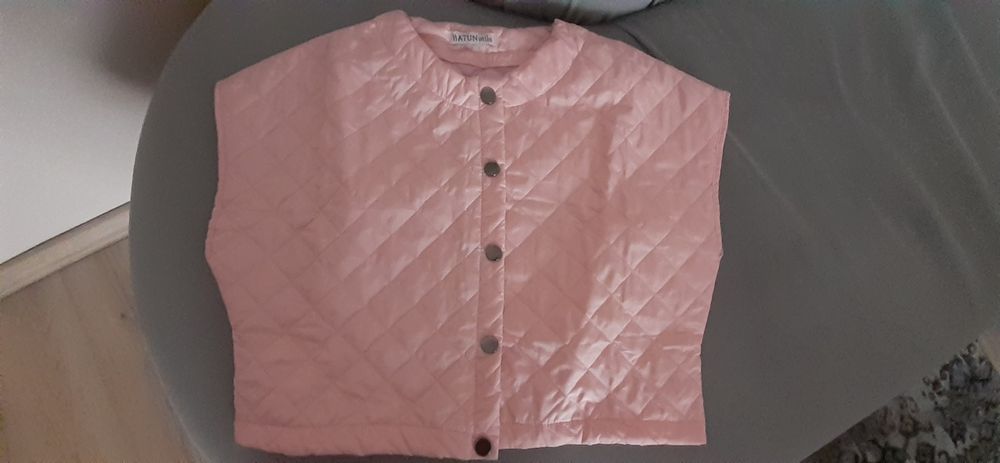 Тънък елек, къс модел