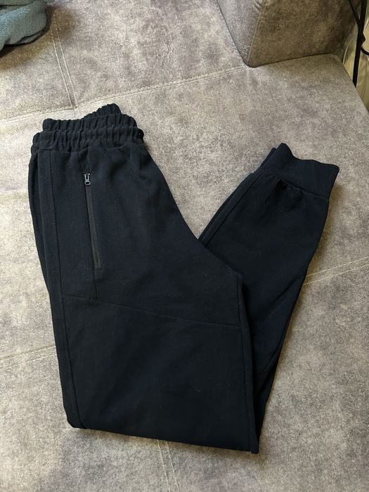 Спортен екип от две части