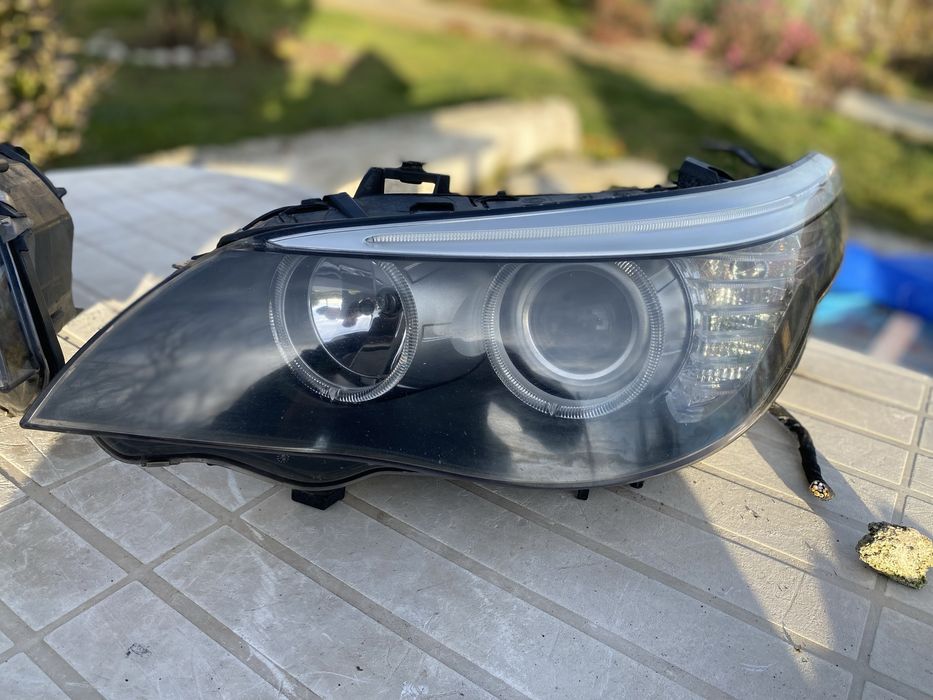 Продавам фарове за BMW E60 facelift