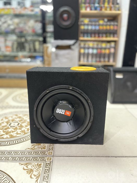JBL sabufer sotiladi