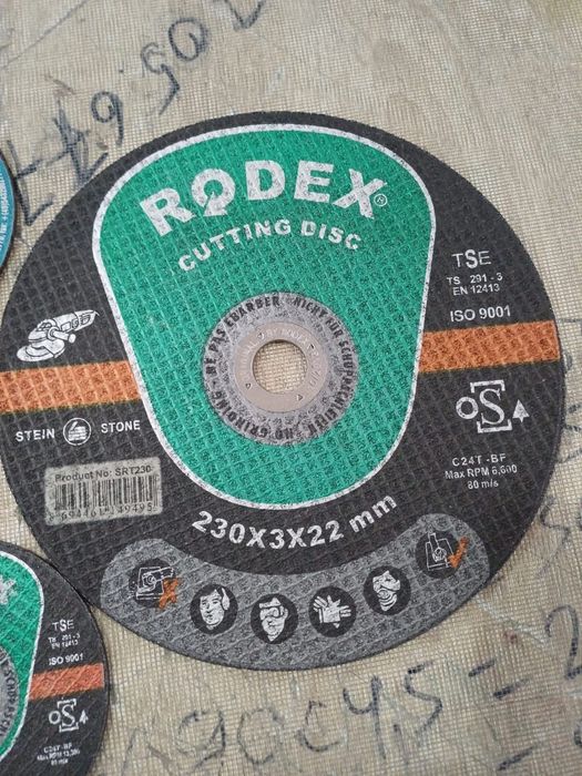 Диски по металу разные размеры