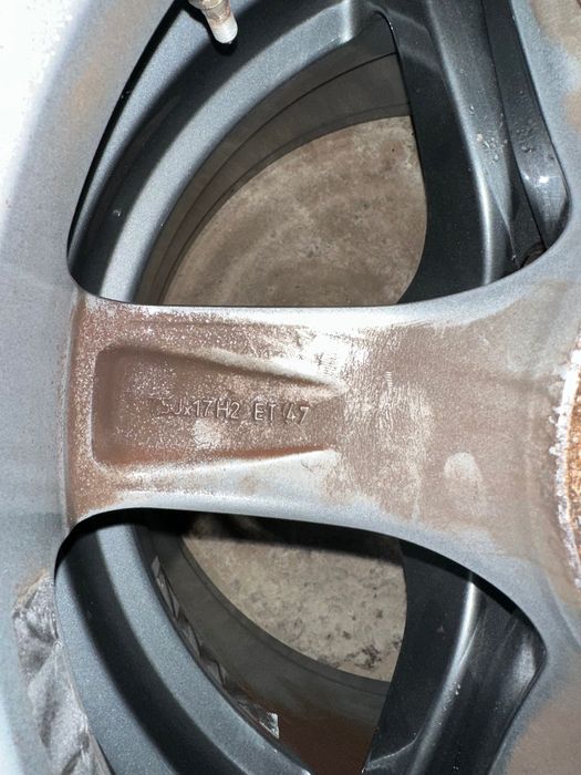 Джанти Alutec 17” 5x114.3 7.5j ET47