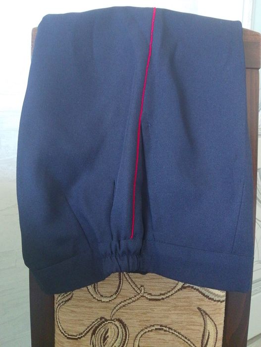 Продам костюм кадетной  формы