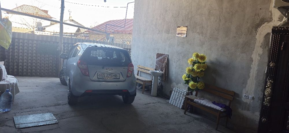 Частный дом, участок