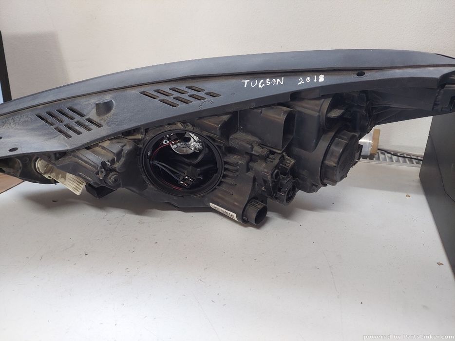 Far Dreapta Hyundai Tucson Iii (Tle) [ 2015 - > ] Oem 92102D7100