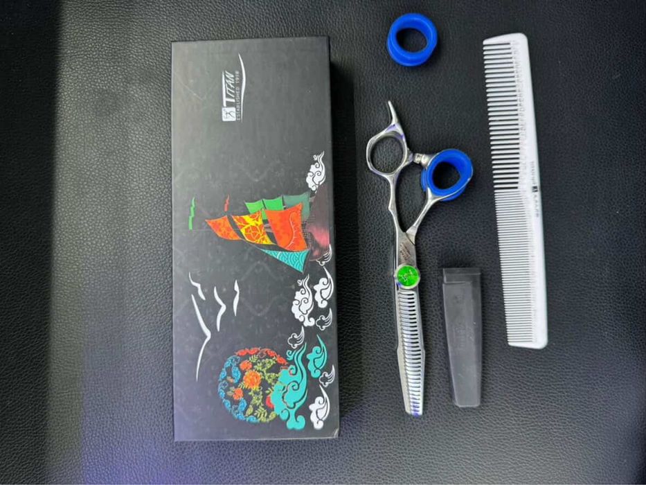 Професионална японска ножица. TITAN