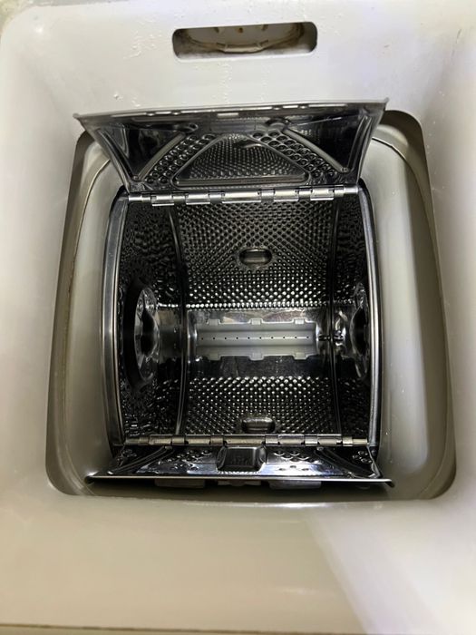 Стиральна машинка в хорошем состоянии