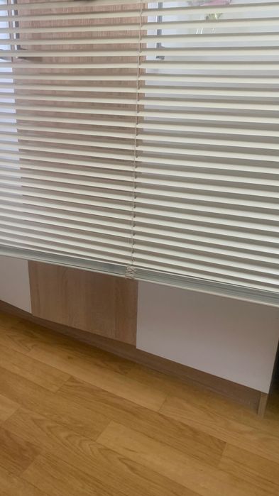 Продам пластиковые жалюзи