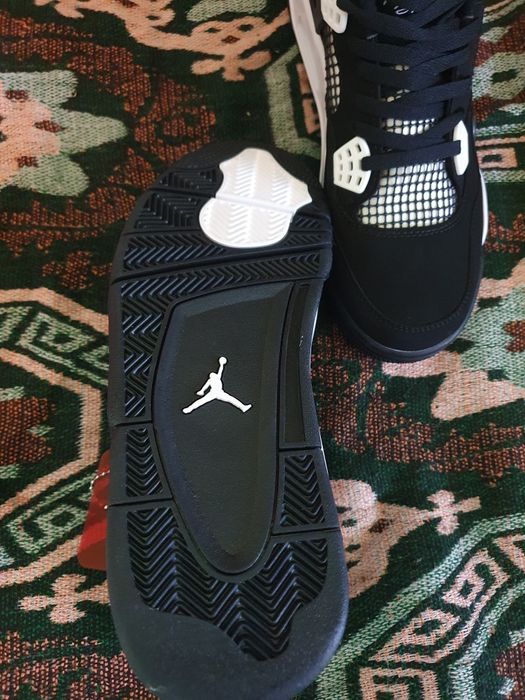 Jordan 4 white thunder 43