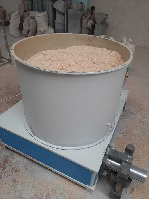 Masina de produs brichete din rumegus