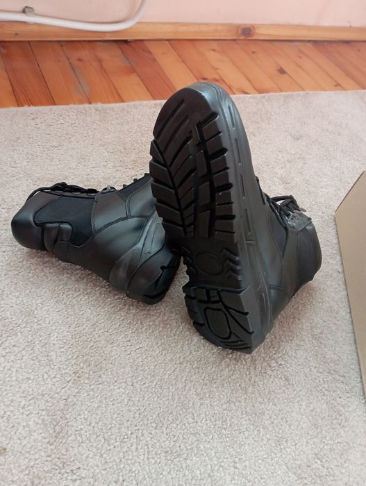 Два чифта Кубинки чисто нови 44 номер летен и зимен вариант