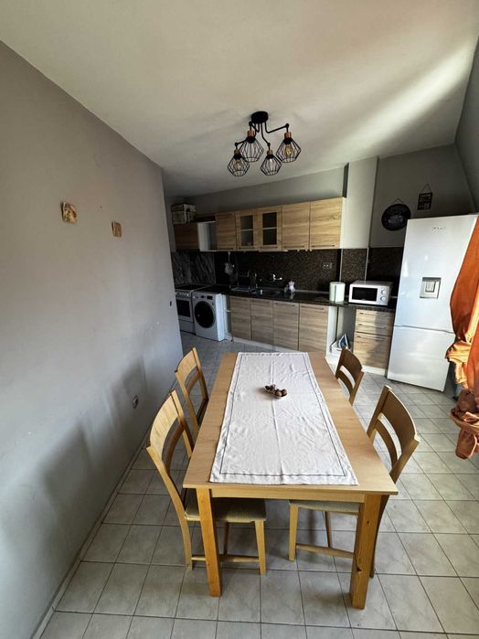 Дава се под наем Тристаен апартамент в Пловдив, Младежки Хълм - 110 кв.м за 668.1 € - Снимка #5