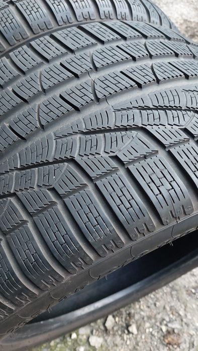Зимни гуми 295/35/19 Pirelli Sottozero 2 броя