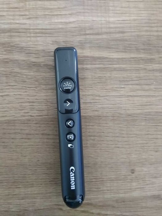 Презентер Canon PR-1100