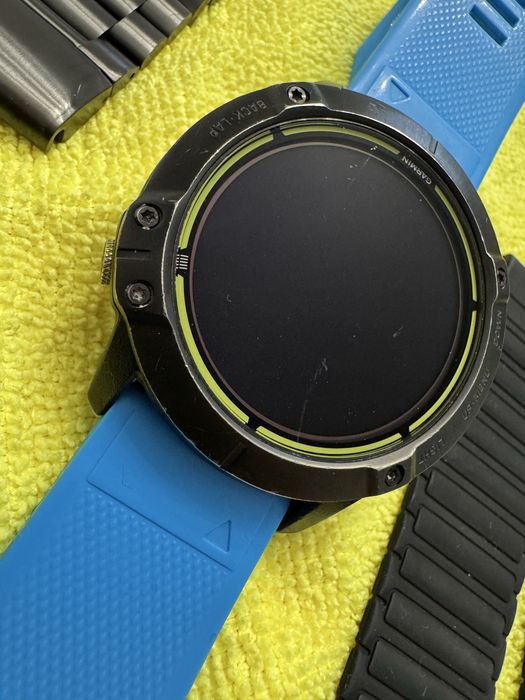Garmin Enduro SmartWatch Incarcare Solara