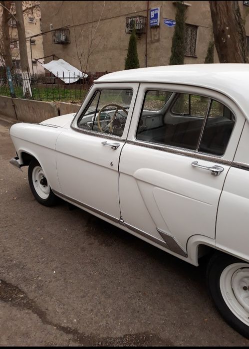 Продам Снежная Королева Волга ГАЗ -21.