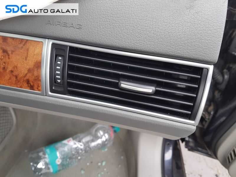 Grila Ventilatie Aerisire Bord Dreapta Audi A6 C6 2004 - 2011