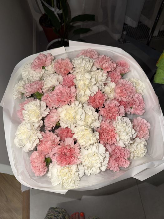 Цветы свежие срочно от 10.000 тг