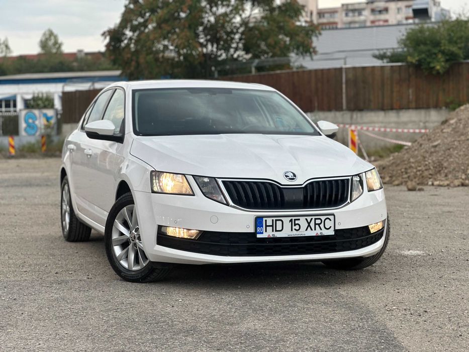 Skoda Octavia*1.6 diesel*af.2018*contract+fiscal pe loc*navigatie*Maxi-Dot !