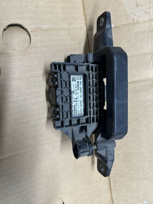 Senzor radar distronic nissan cod:0203302316.