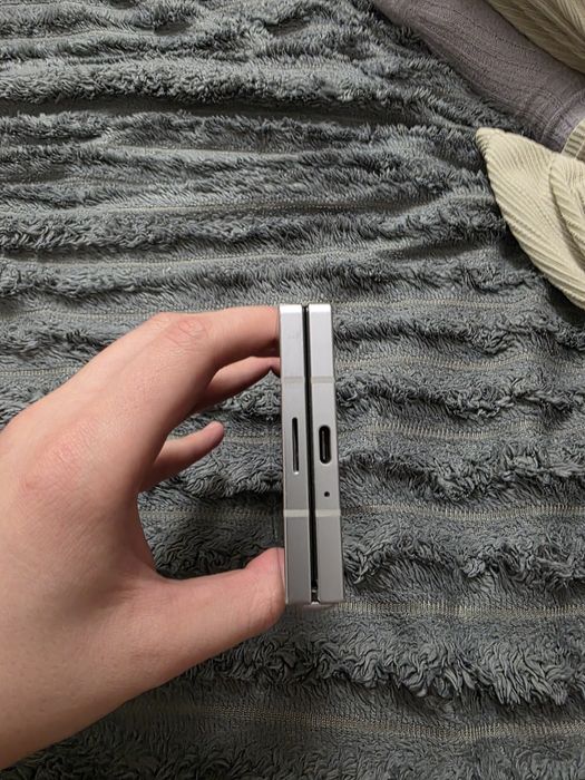 Samsung Galaxy Z Fold 6