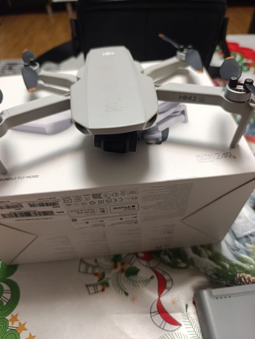 Drona DJI Mini 2 Fly more combo