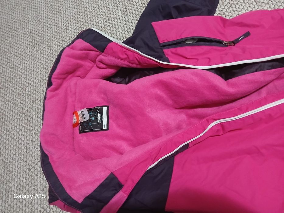 Vând costum ski 160 cm