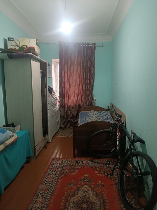 Продайотса 3 комнатная квартира в Мирабатском районе