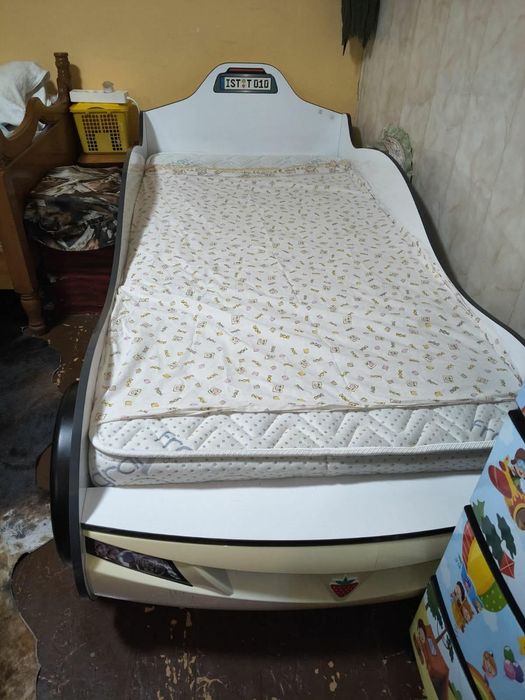 Единично детско легло Бяла кола 
Комплект с матрак
Размери:
Широчина: