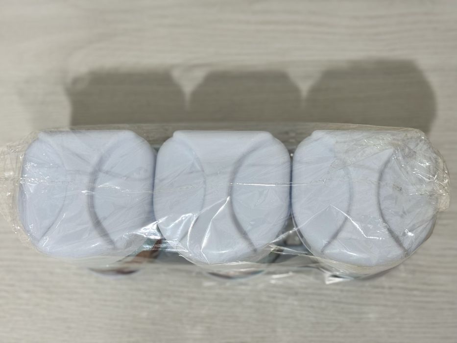 Продам НОВЫЙ набор пластиковых контейнеров