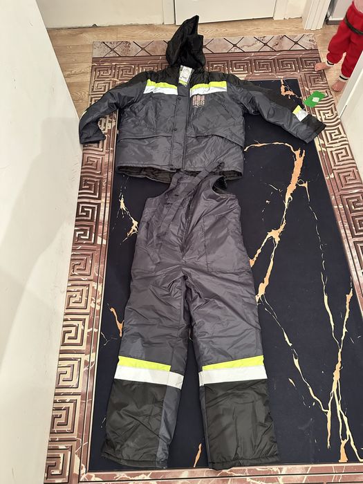 Продам Спец форму 56-58размер