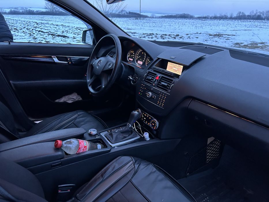 Mercedes benz c200 2.2 tdi, 170 cai, automata, cauciucuri noi de iarna