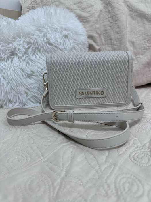 Бежова чанта Valentino