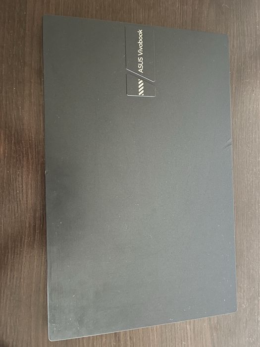Продаю Asus Vivobook 15