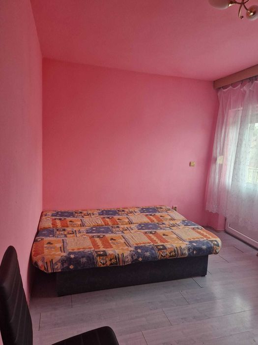 Inchiriere apartament 1 camera central langa Goldis - Confectii