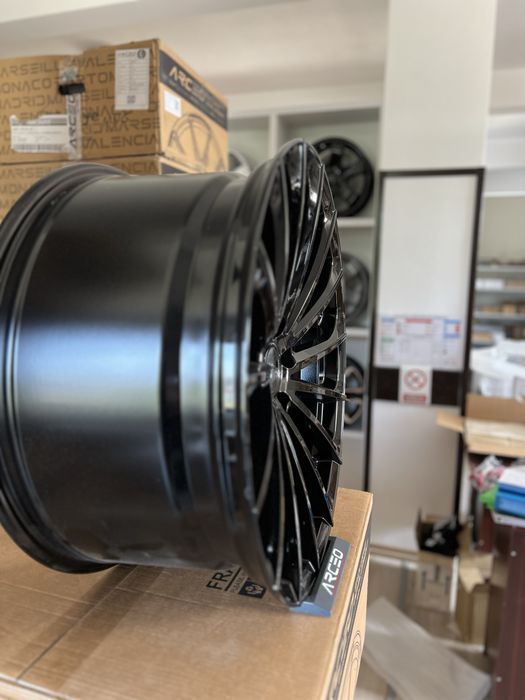 Jante R20 5x112 Arceo BERLIN Noi Audi A3 A4 A5 A6 A7 A8 Q3 Q5 Q7 Mercedes C E S CLA CLS GLC GLE BMW G20 G30 F40 X1 X3 VW Golf Passat Tiguan