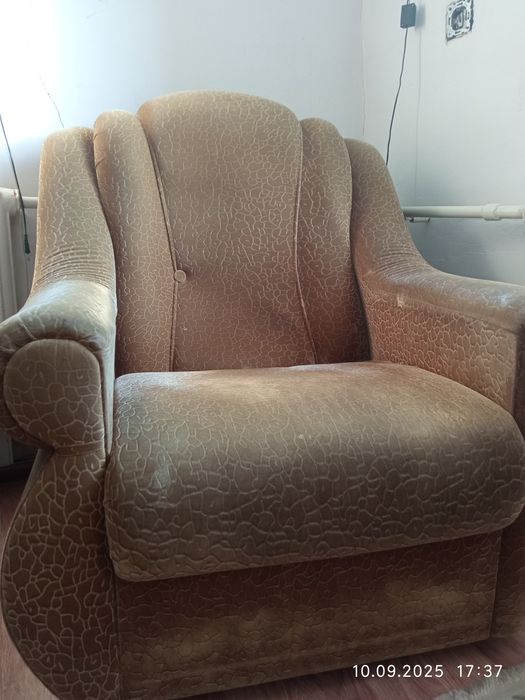 Кресло два новое