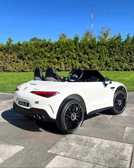 Детский электромобиль : Mercedes-Benz SL 63