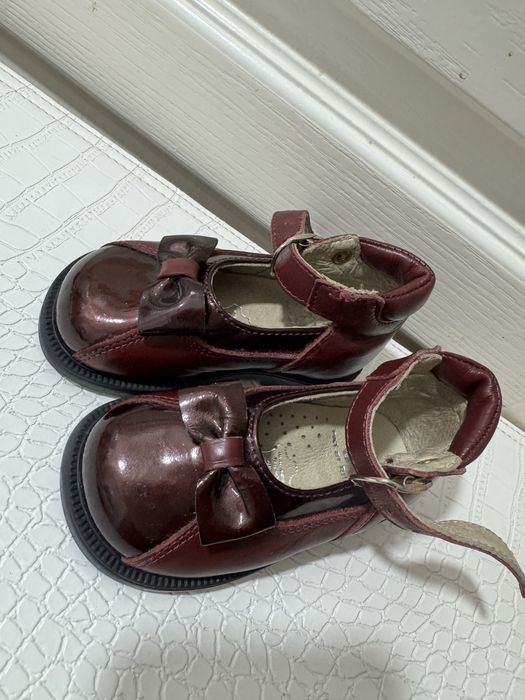 Pantofii copii .