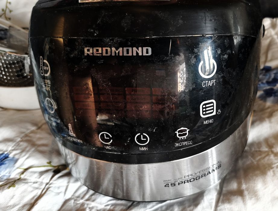 Продам Редмонд м90