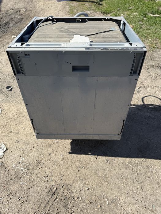 Продаю посудомойку