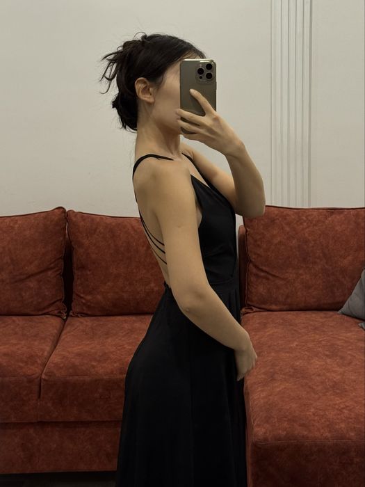 черное вечернее платье