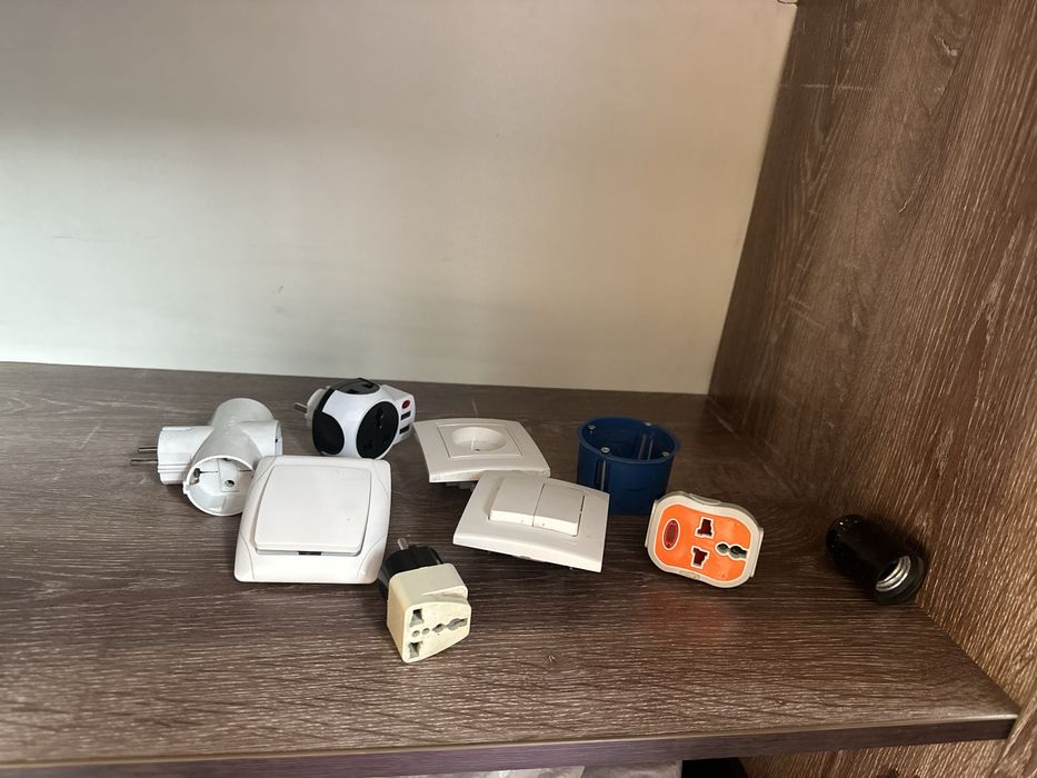 Сетевой фильтр, кабель питания