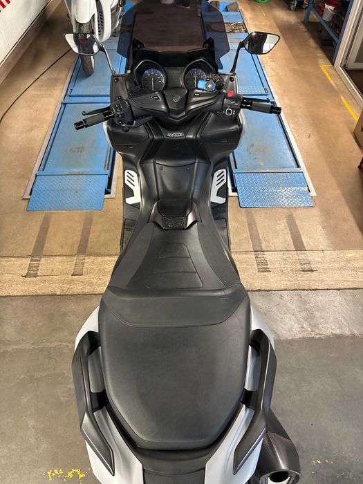VAND YAMAHA TMAX 560 an 2020