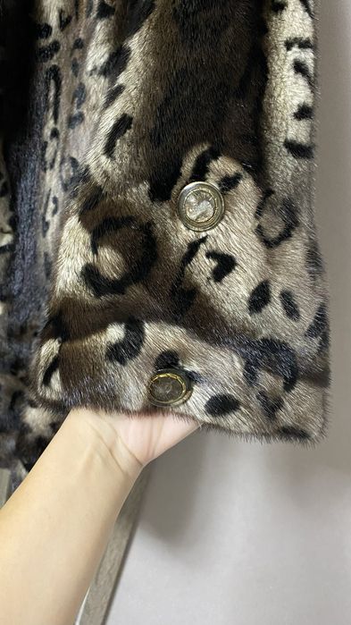 Продам норковую шубу